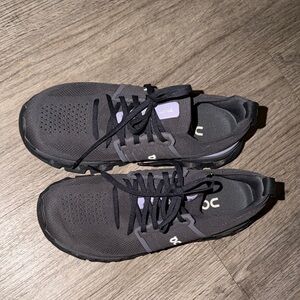 On Running Women's Sneakers in Black and Lavender
